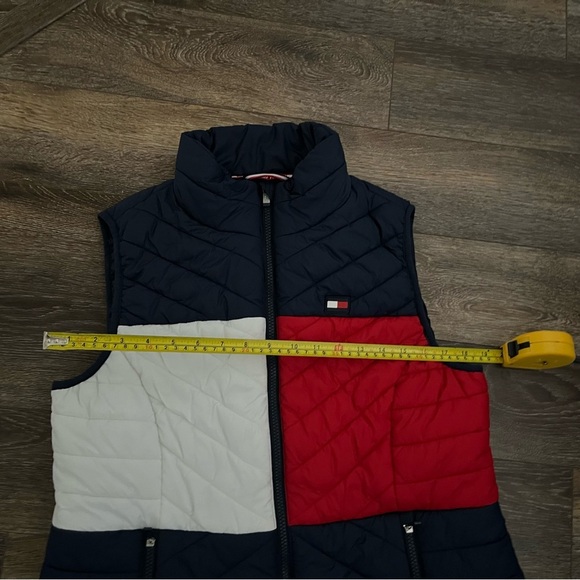 Tommy Hilfiger Puffer Vest - Picture 4 of 5